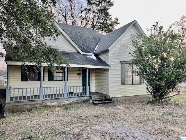 view of front facade featuring covered porch