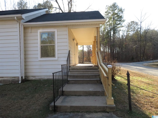 view of property entrance