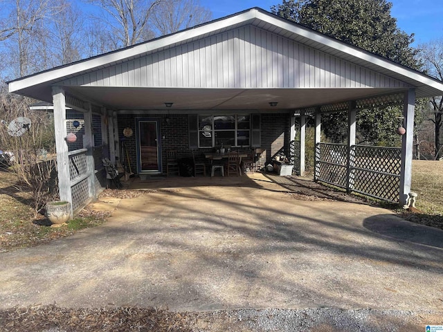 view of front of house with a carport