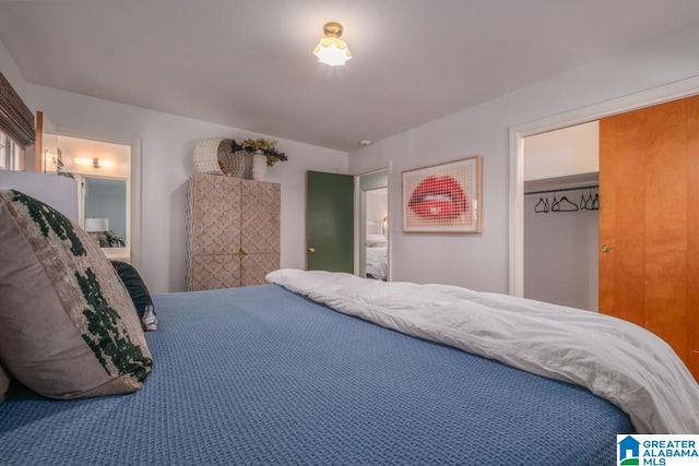 bedroom featuring a closet