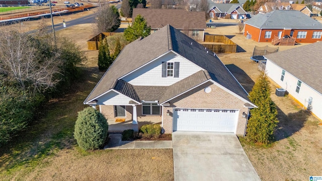 bird's eye view with a residential view