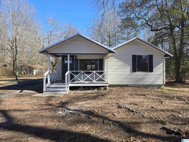 view of front facade featuring a porch