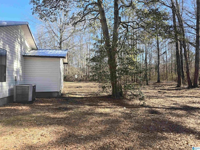 view of yard featuring cooling unit