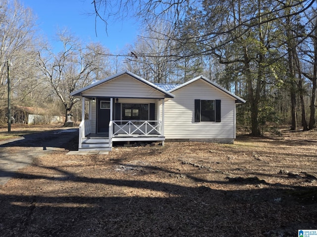 view of front of house featuring covered porch