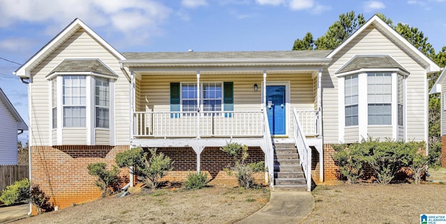 view of front of home with covered porch