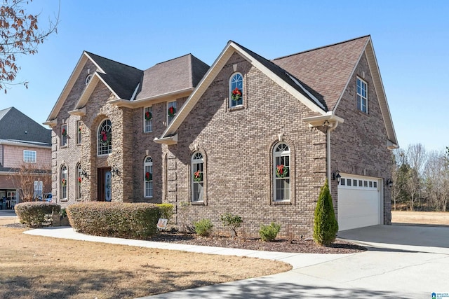 view of front facade with a garage