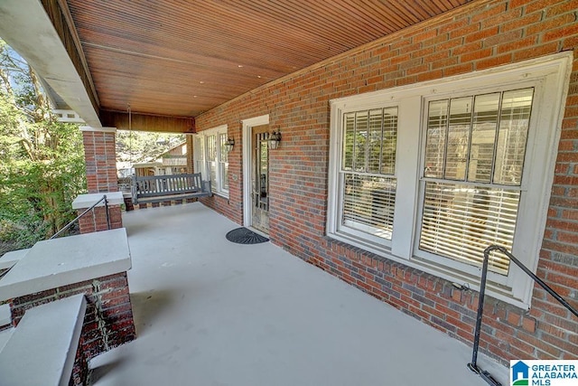 view of patio / terrace with covered porch