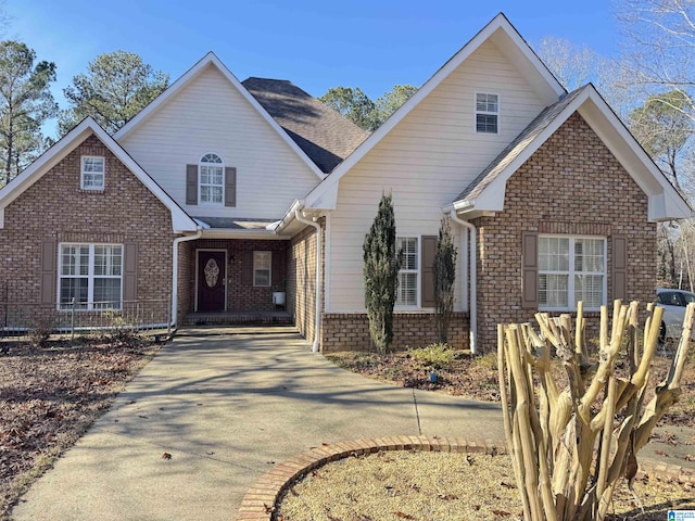 view of front property