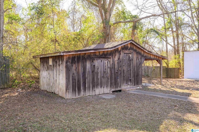 view of outbuilding