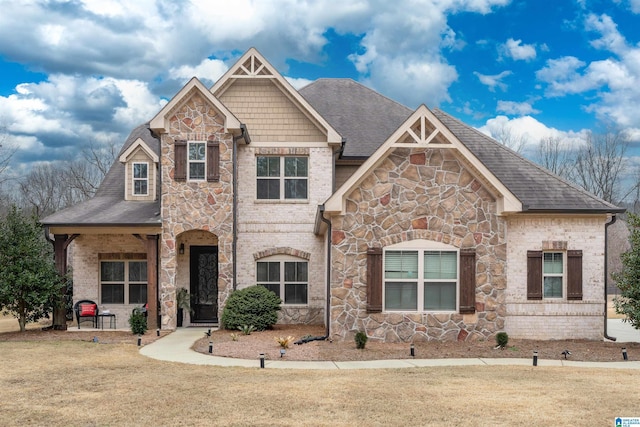 view of front of house with a front yard