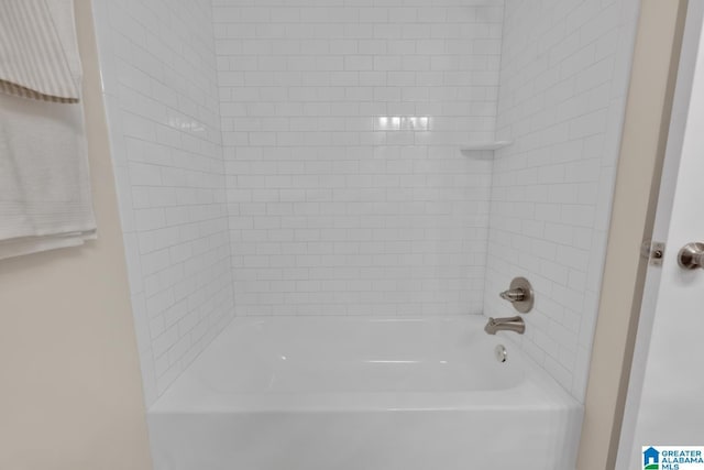 bathroom featuring shower / washtub combination