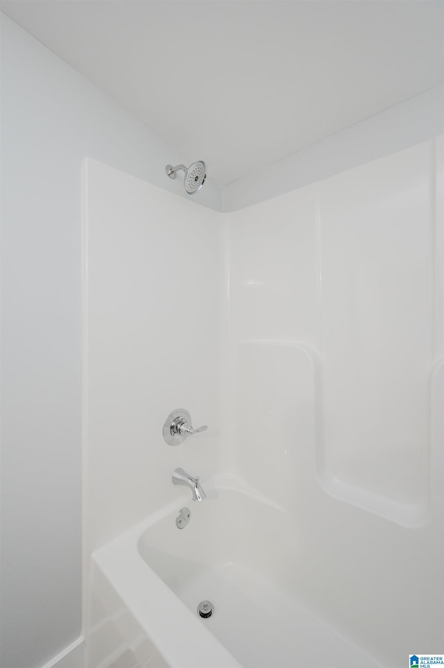 bathroom featuring shower / bathtub combination