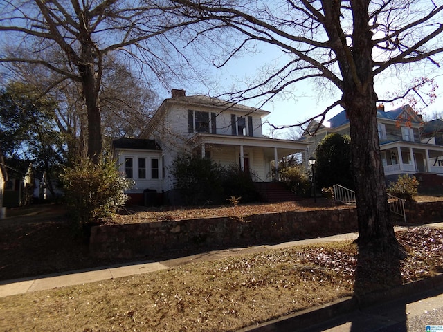 view of front facade with covered porch