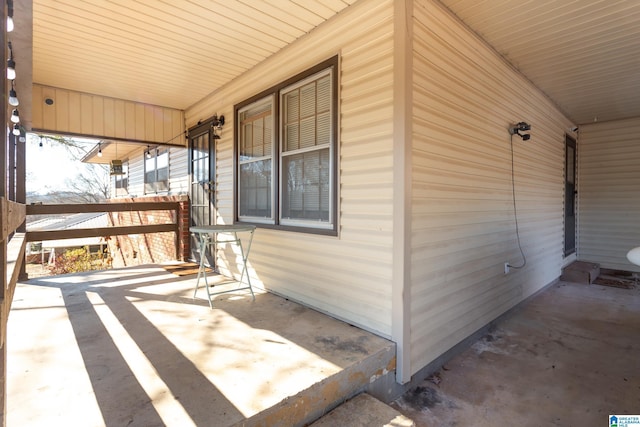 view of patio / terrace with a porch