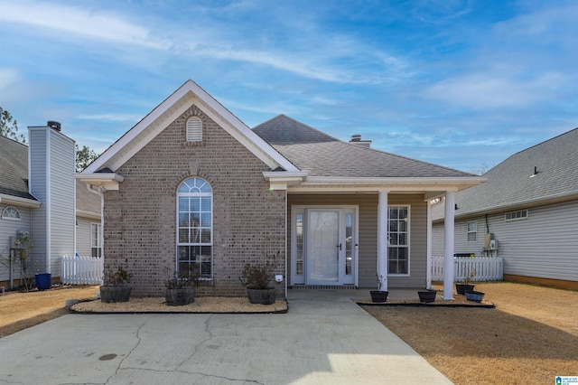 view of front of property