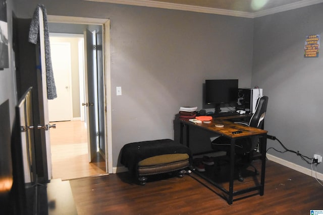 office space featuring crown molding and dark hardwood / wood-style floors