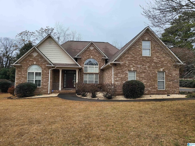 view of property featuring a front yard