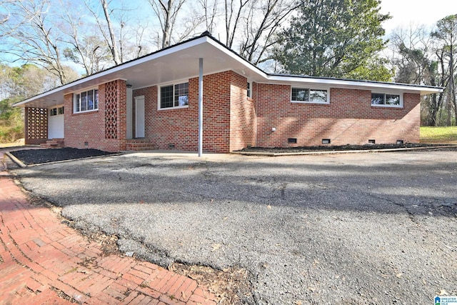 view of front of property