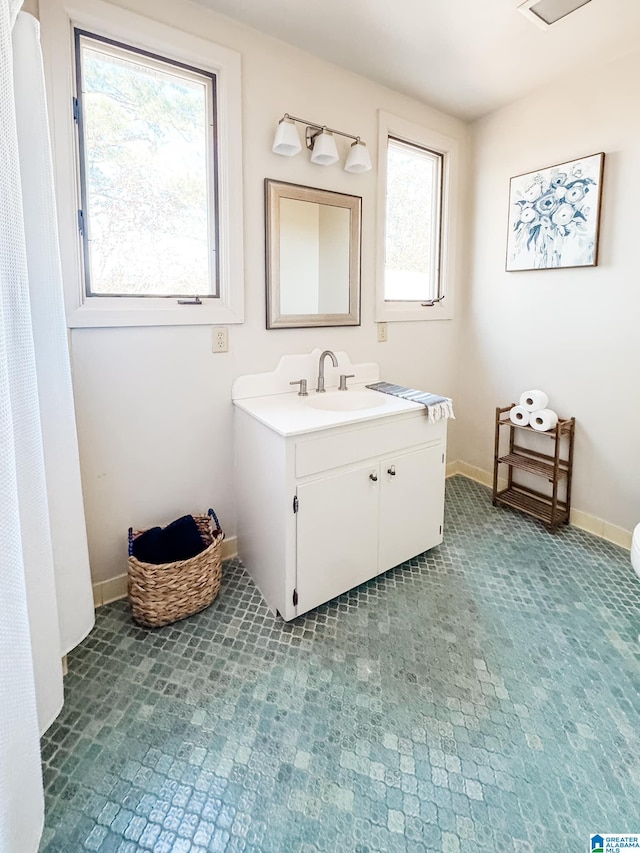 bathroom with vanity