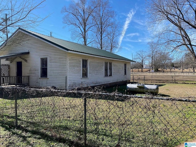 view of home's exterior