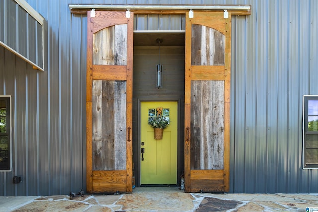 view of entrance to property