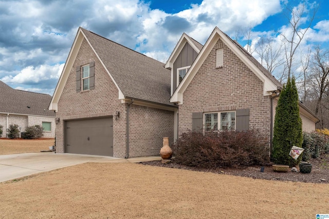 front facade featuring a garage