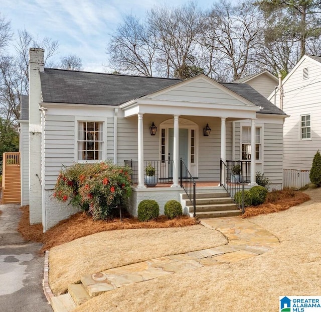 view of front of property with a porch