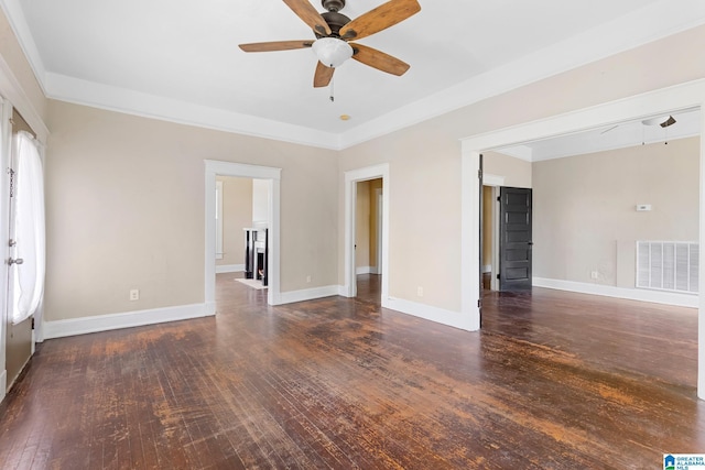 unfurnished room with dark hardwood / wood-style floors and ceiling fan