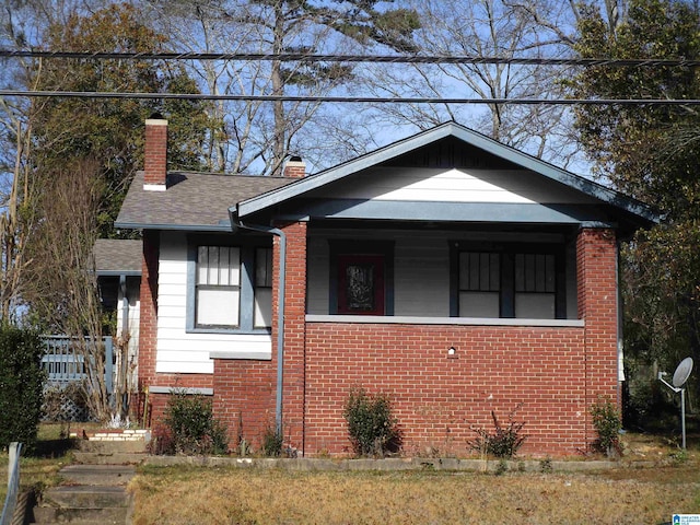 view of front facade with covered porch