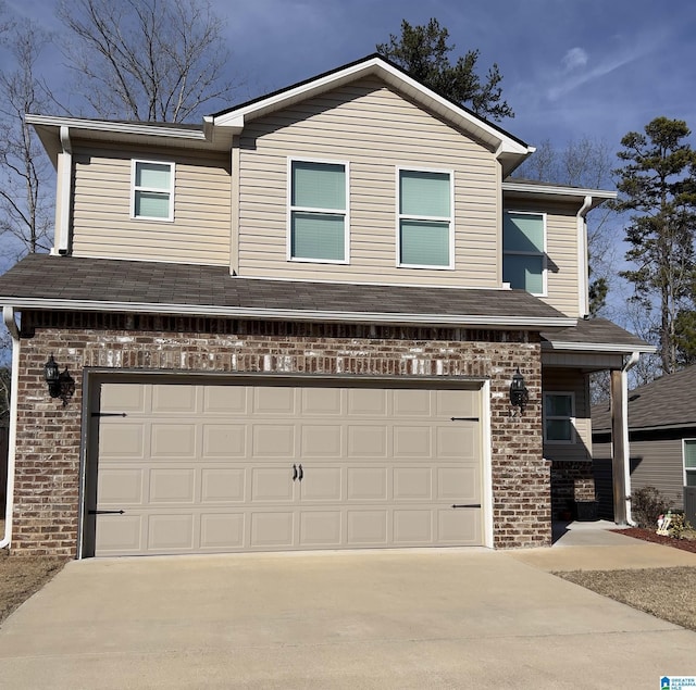 view of front facade with a garage