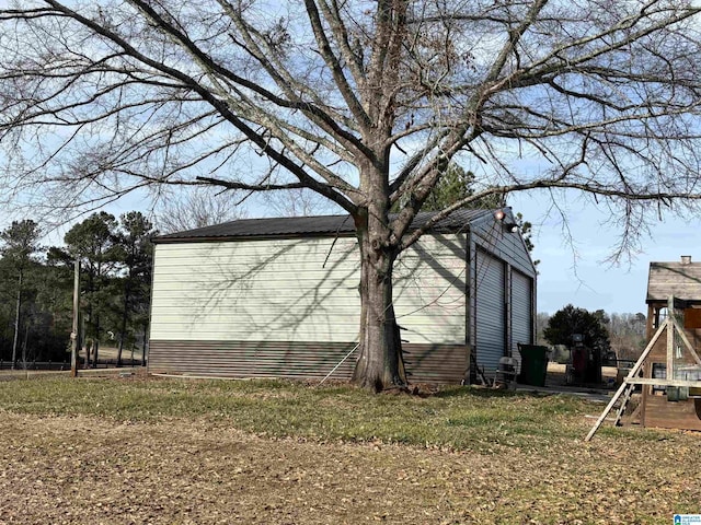 view of side of home