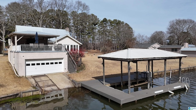 view of dock featuring a water view