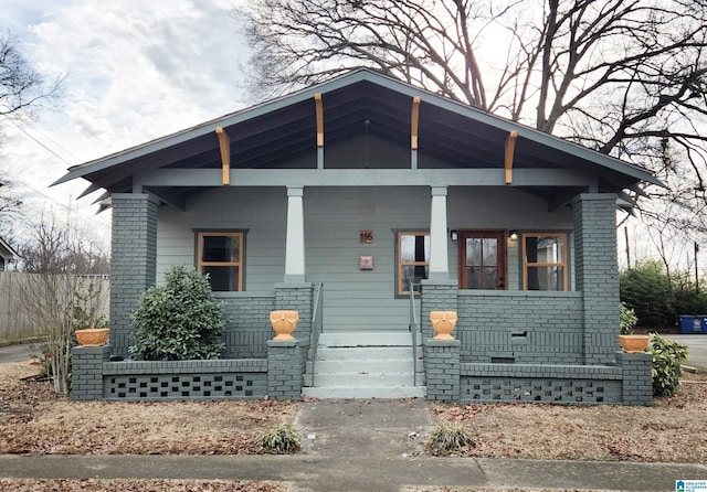 view of front of property with covered porch