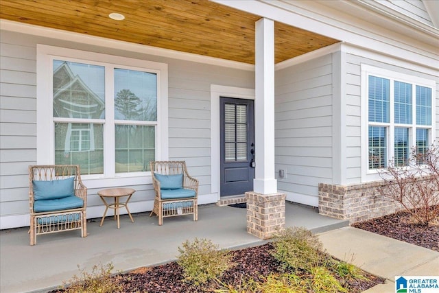 property entrance with a porch