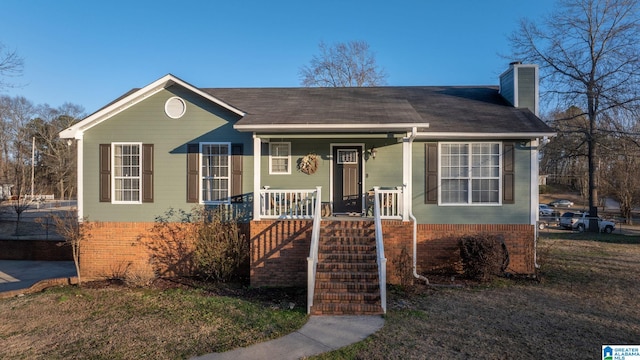 view of front of home featuring a porch