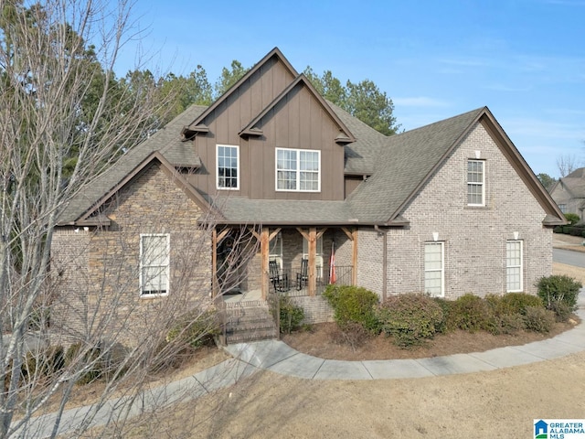 view of front of house featuring a porch