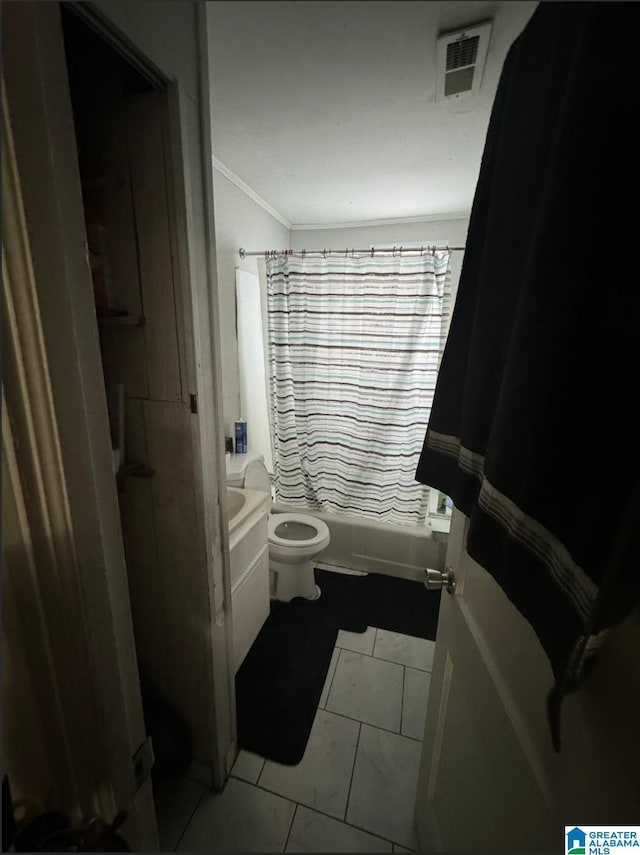 full bathroom featuring vanity, tile patterned floors, toilet, and shower / bathtub combination with curtain