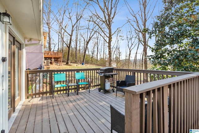 deck with grilling area