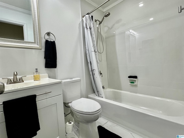 full bathroom featuring shower / tub combo with curtain, vanity, and toilet