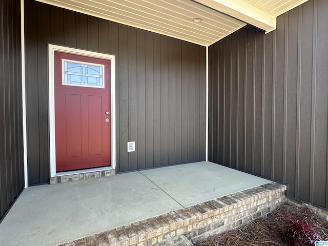 view of property entrance