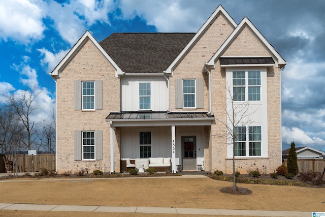 view of front of house featuring a porch