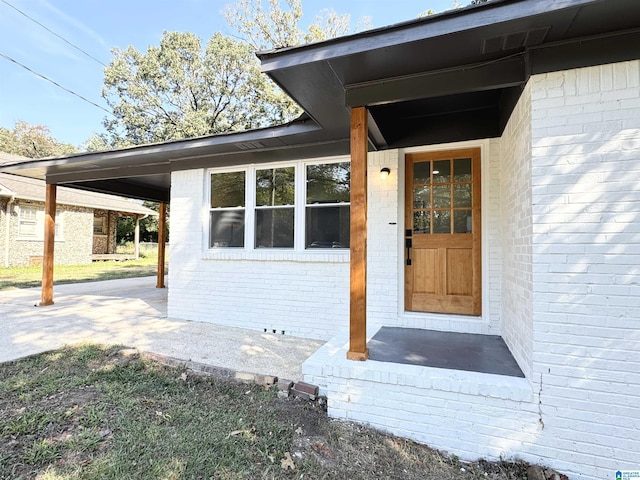 view of exterior entry