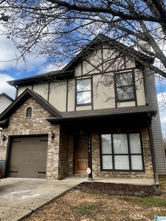 view of front of property featuring a garage