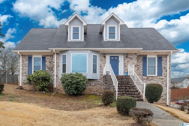 view of front facade with a front yard