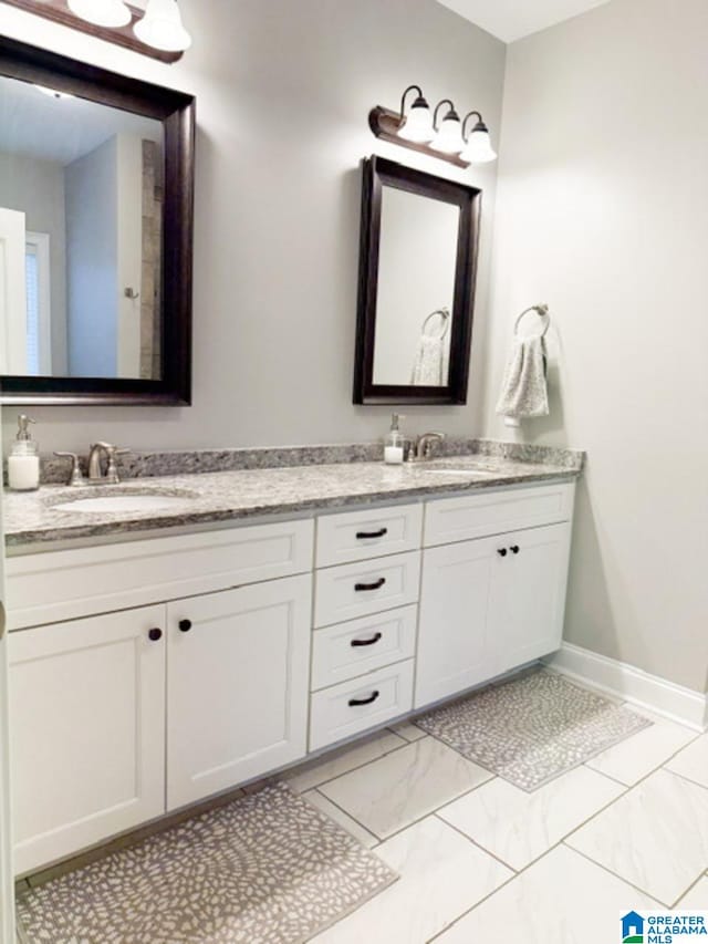 bathroom with vanity