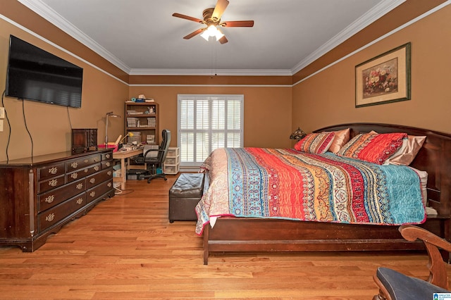 bedroom featuring light hardwood / wood-style flooring, ornamental molding, and ceiling fan