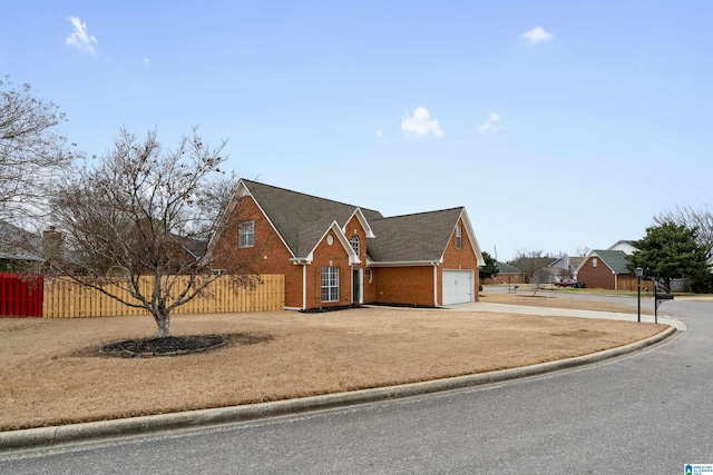 view of front property featuring a garage