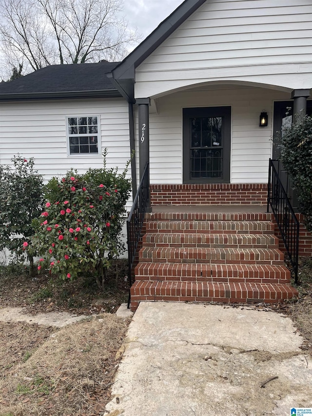 view of property entrance