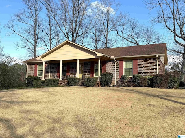 single story home featuring a front yard and a porch