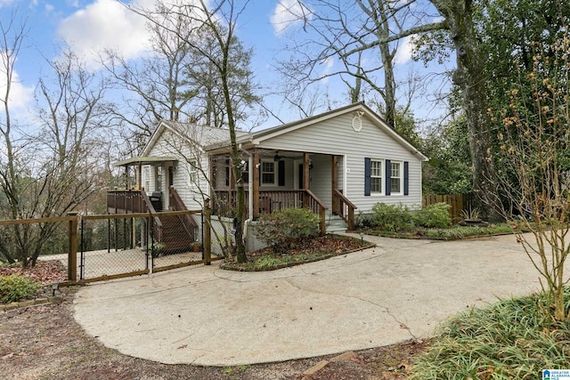 view of front of home with covered porch